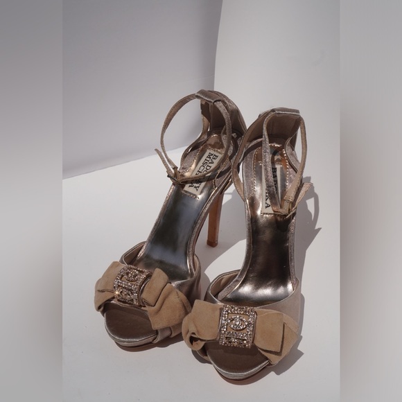 BADGLEY MISCHKA Evening Rose Gold Strappy 4.5" Heels - Picture 2 of 9